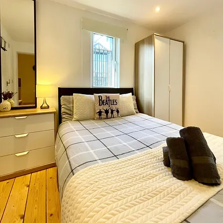 A Cosy One Double Bedroom Flat London Exterior photo