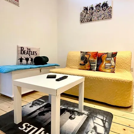 A Cosy One Double Bedroom Flat London Exterior photo