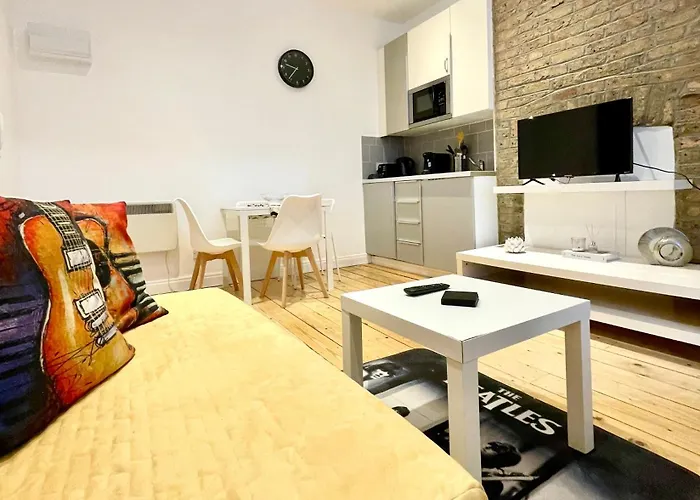 A Cosy One Double Bedroom Flat